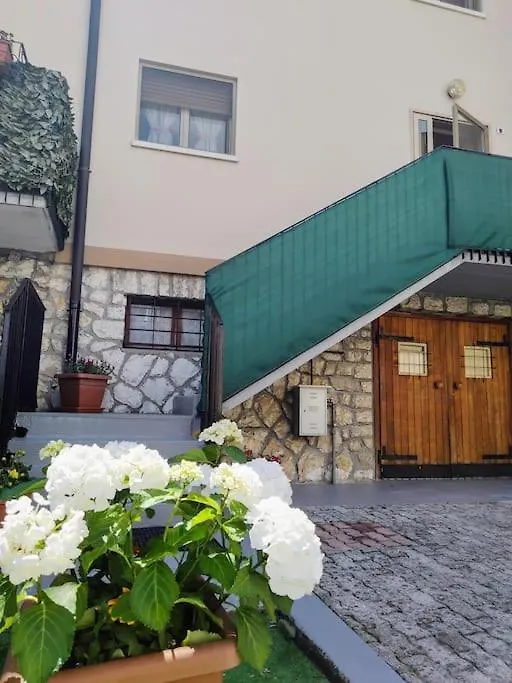 Et House Dolomiti Villa Feltre 0*,  İtalya